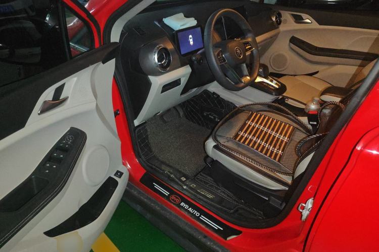 Used BYD Yuan Pro 2021 "Love for a Lifetime" Edition Driver Seat