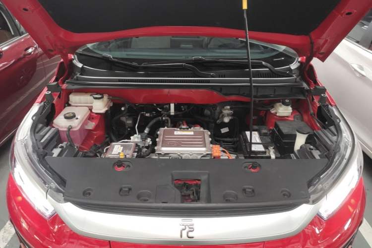 Used BYD Yuan Pro 2021 "Love for a Lifetime" Edition Engine Bay