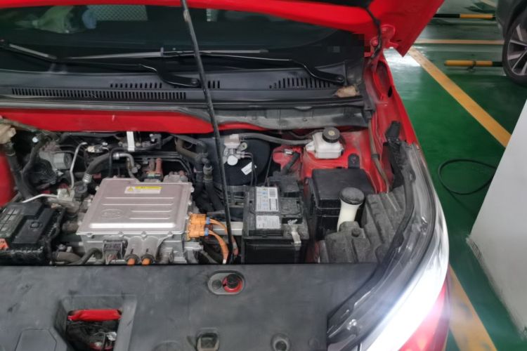 Used BYD Yuan Pro 2021 Lifetime Edition Engine Bay Left