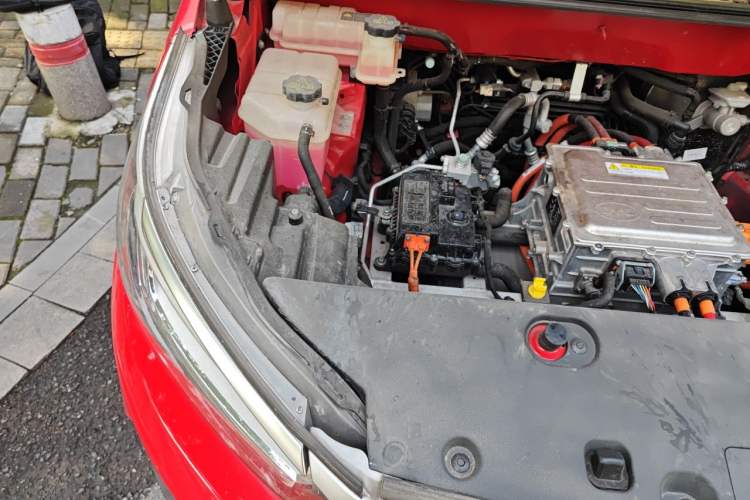 Used BYD Yuan Pro 2021 401 km Luxury Version Engine Bay Right