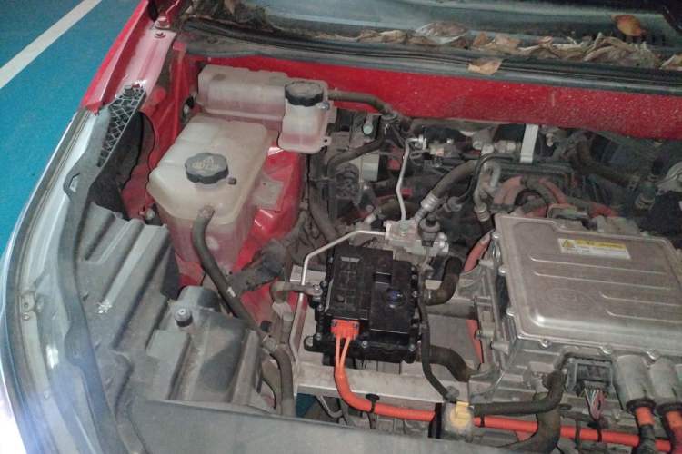 Used BYD Yuan Pro 2021 401 km Luxury Version Engine Bay Right