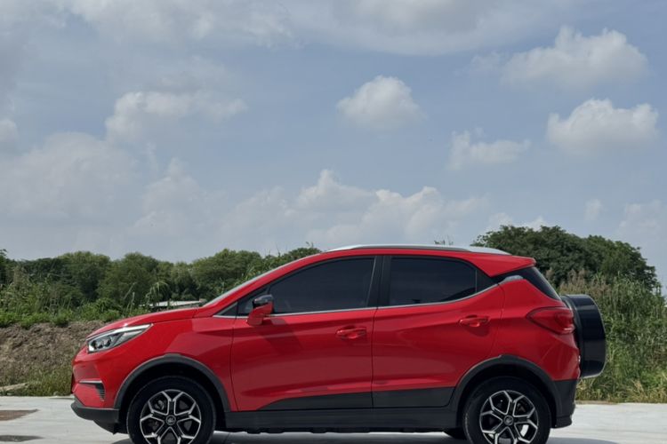 Used BYD Yuan Pro 2021 401 km Deluxe Version Exterior 2