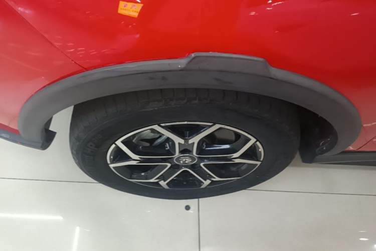 Used BYD Yuan Pro 2021 401 km Deluxe Version Exterior 4