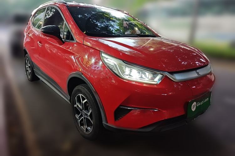 Used BYD Yuan Pro 2021 401 km Luxury Version Front Right 45 Deg