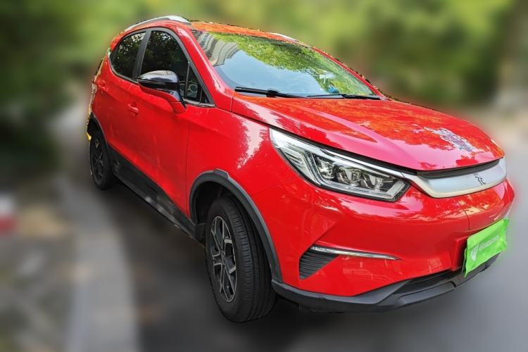 Used BYD Yuan Pro 2021 401 km Luxury Version Front Right 45 Deg
