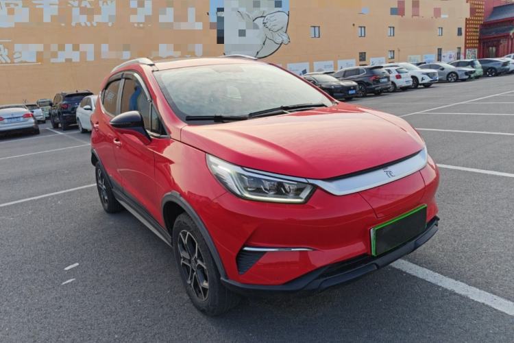 Used BYD Yuan Pro 2021 401 km Deluxe Version Front Right 45 Deg
