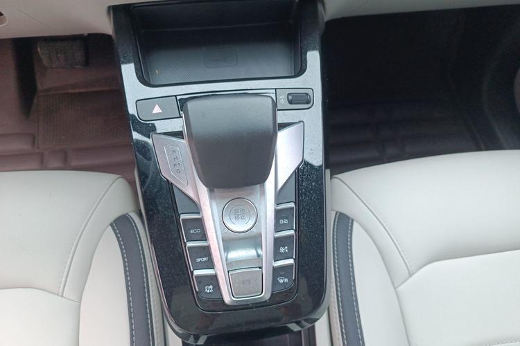 Used BYD Yuan Pro 2021 401 km Deluxe Version Gear Lever