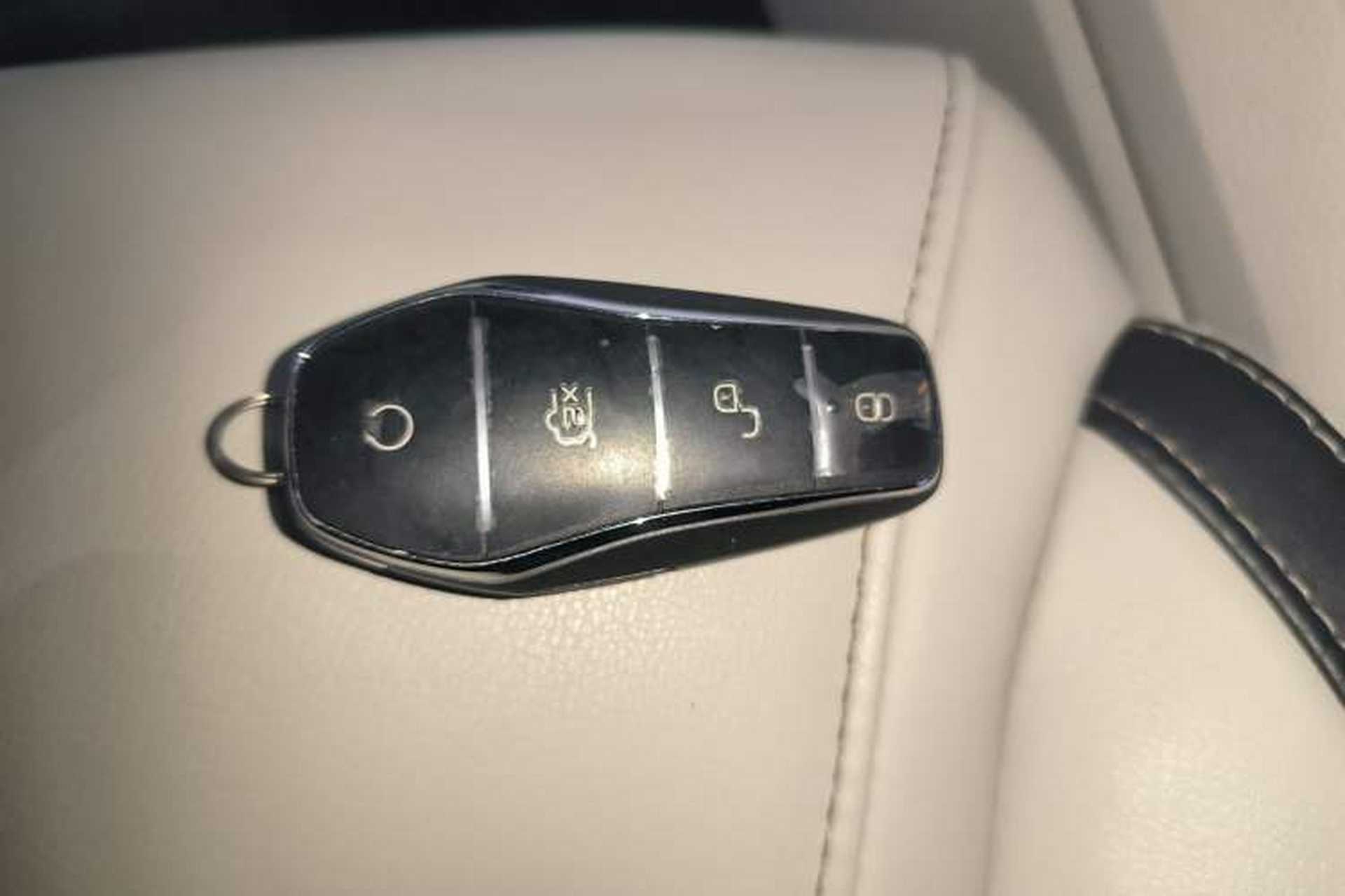 Used BYD Yuan Pro 2021 401 km Deluxe Version Interior 1