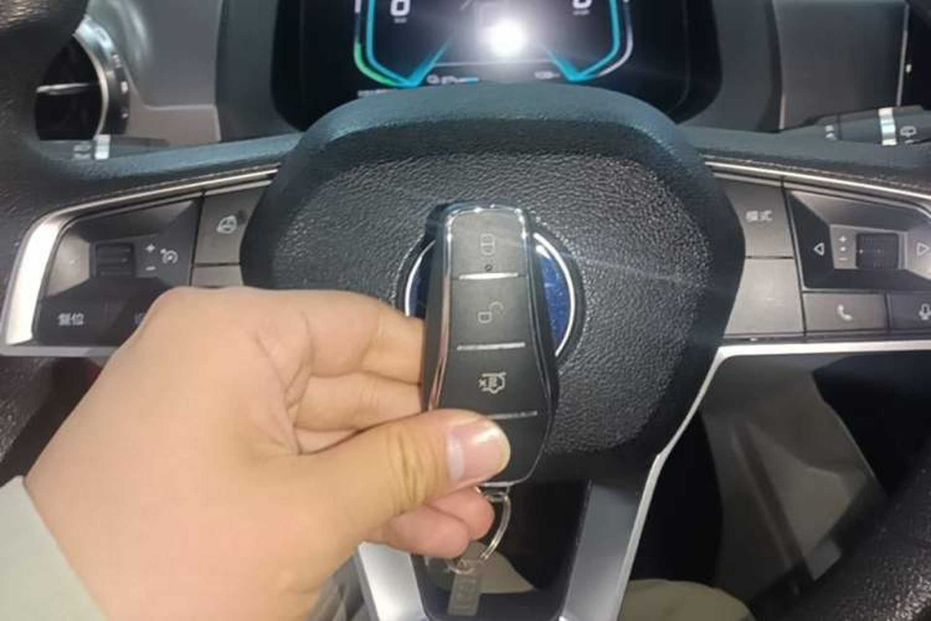 Used BYD Yuan Pro 2021 401 km Deluxe Version Interior 1