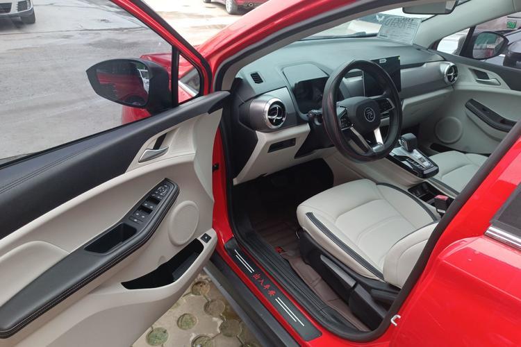 Used BYD Yuan Pro 2021 401 km Deluxe Version Interior 2