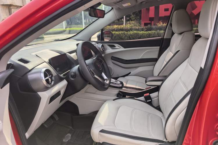 Used BYD Yuan Pro 2021 401 km Deluxe Version Interior 3