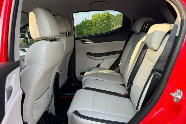 Used BYD Yuan Pro 2021 401 km Luxury Version Interior 4