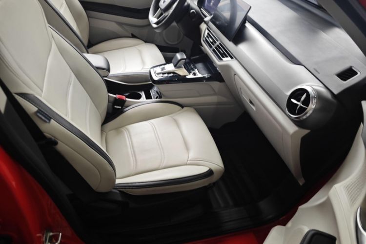 Used BYD Yuan Pro 2021 401 km Deluxe Version Interior 4