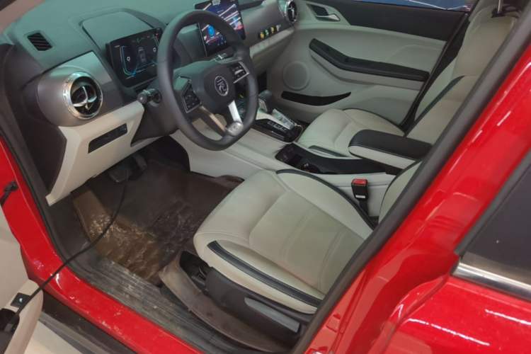 Used BYD Yuan Pro 2021 401 km Deluxe Version Left Front Seat