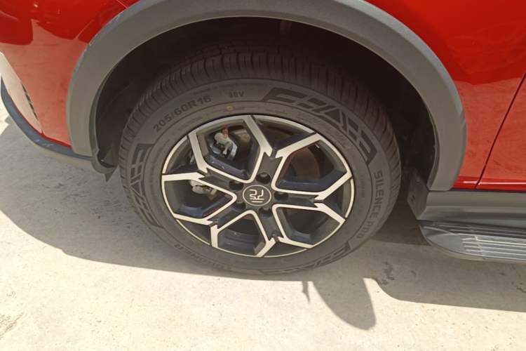 Used BYD Yuan Pro 2021 Lifetime Edition Left Front Wheel Hub
