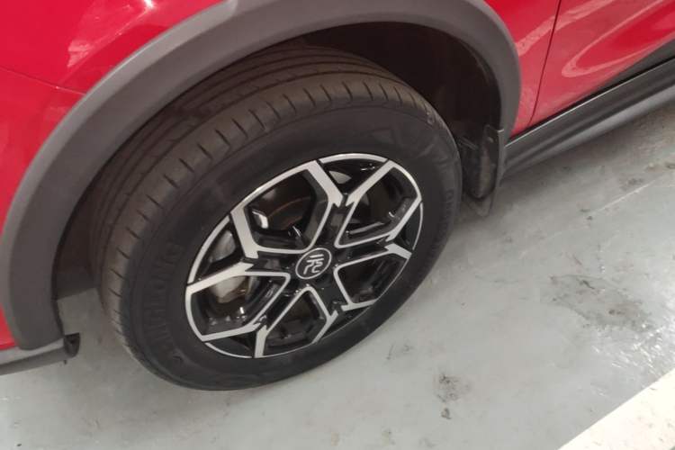 Used BYD Yuan Pro 2021 "Love for a Lifetime" Edition Left Front Wheel Hub