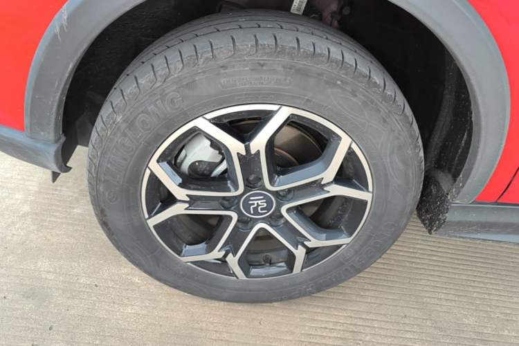 Used BYD Yuan Pro 2021 401 km Deluxe Version Left Front Wheel Hub
