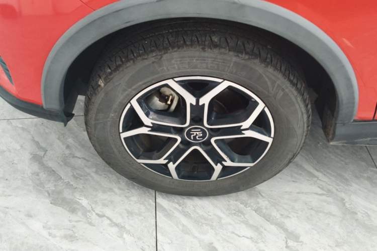 Used BYD Yuan Pro 2021 401 km Deluxe Version Left Front Wheel Hub