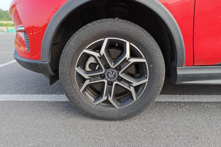 Used BYD Yuan Pro 2021 401 km Deluxe Version Left Front Wheel Hub
