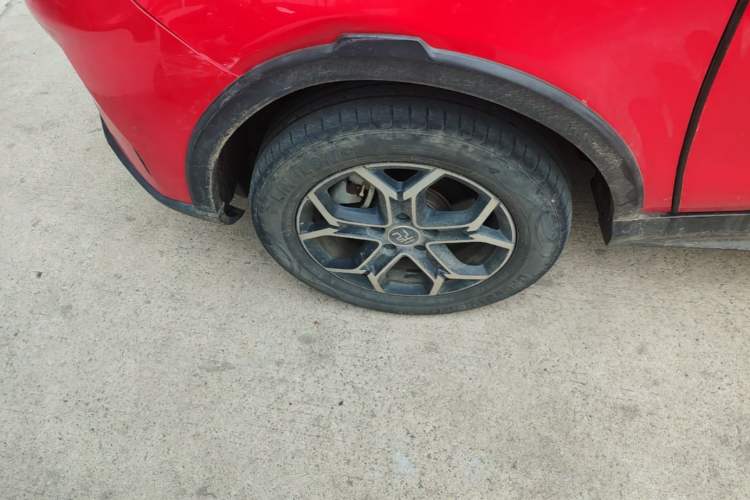 Used BYD Yuan Pro 2021 401 km Luxury Version Left Front Wheel Hub
