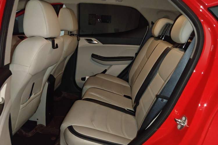 Used BYD Yuan Pro 2021 "Love for a Lifetime" Edition Left Rear Seat