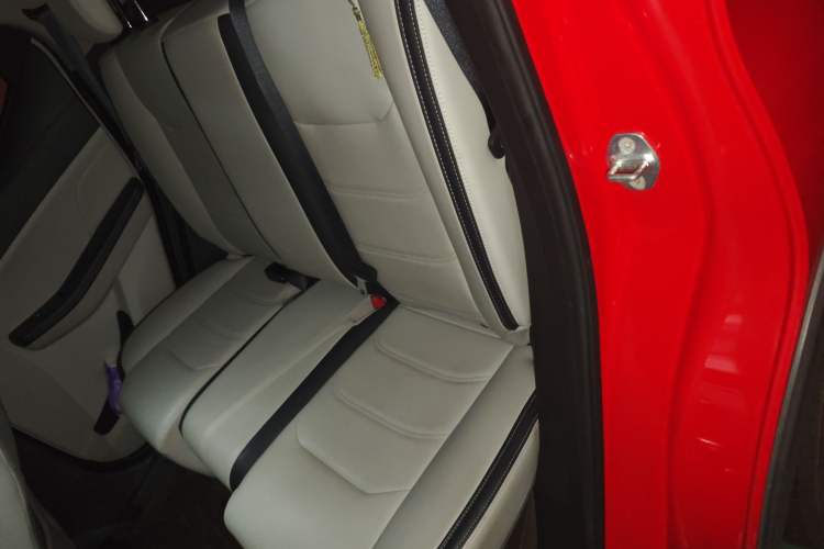 Used BYD Yuan Pro 2021 401 km Deluxe Version Left Rear Seat