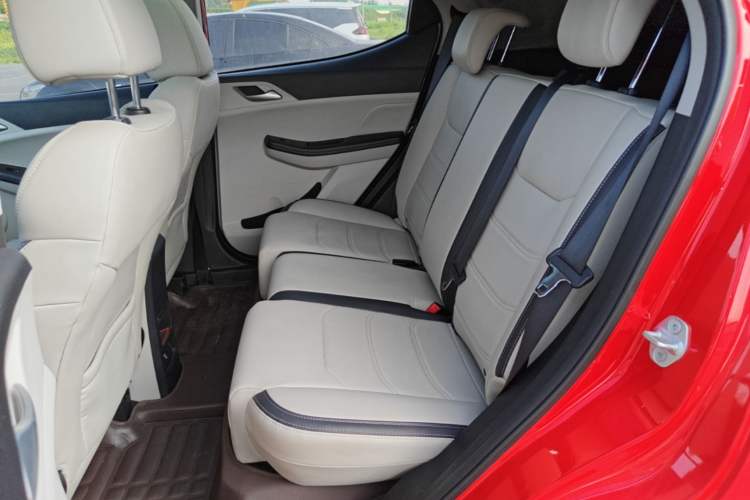 Used BYD Yuan Pro 2021 401 km Deluxe Version Left Rear Seat