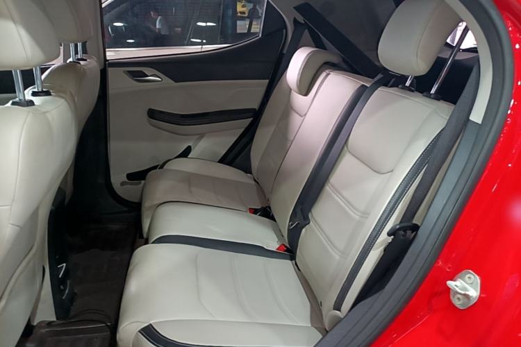 Used BYD Yuan Pro 2021 401 km Luxury Version Left Rear Seat