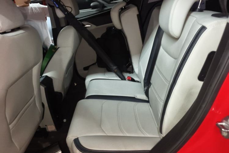 Used BYD Yuan Pro 2021 401 km Luxury Version Left Rear Seat
