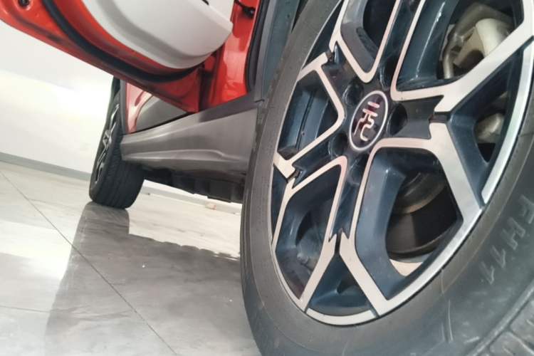 Used BYD Yuan Pro 2021 401 km Deluxe Version Left Side Sill
