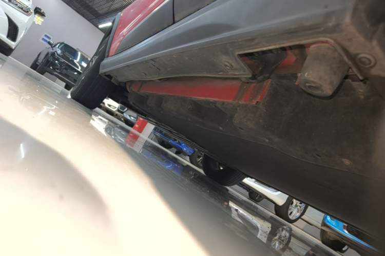 Used BYD Yuan Pro 2021 401 km Deluxe Version Left Side Sill