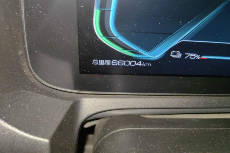 Used BYD Yuan Pro 2021 Lifetime Edition Odometer Close Up