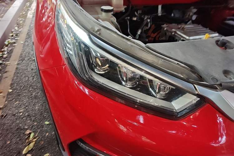 Used BYD Yuan Pro 2021 401 km Luxury Version Right Front Headlight