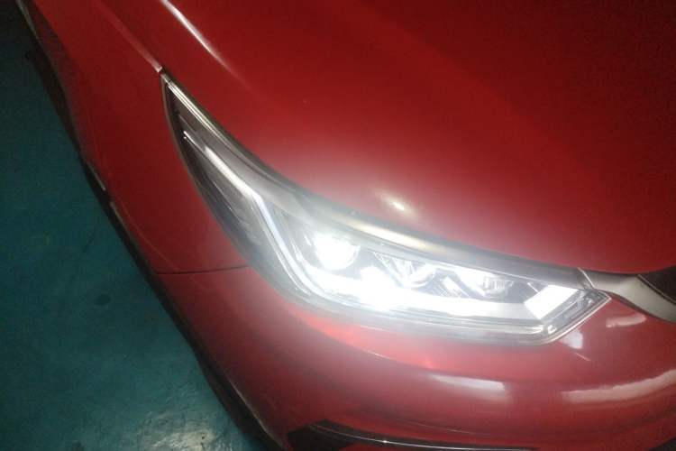 Used BYD Yuan Pro 2021 401 km Luxury Version Right Front Headlight