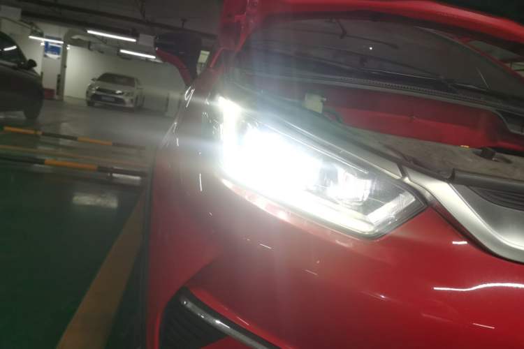 Used BYD Yuan Pro 2021 Lifetime Edition Right Front Headlight