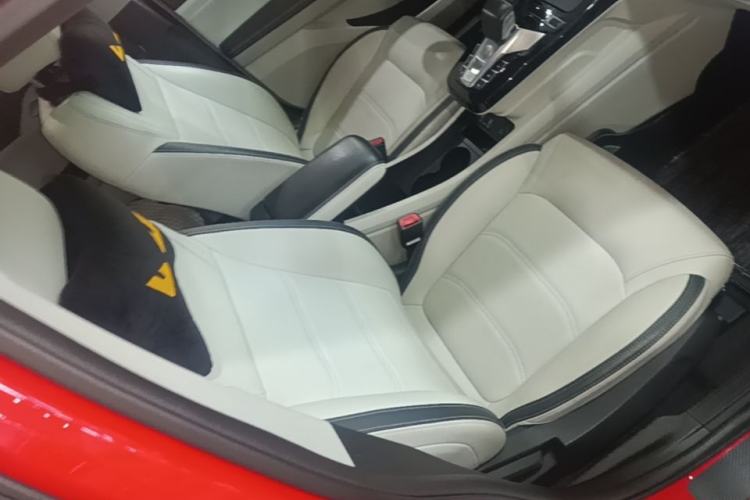 Used BYD Yuan Pro 2021 401 km Deluxe Version Right Front Seat