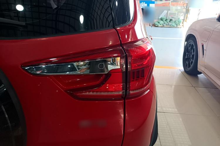 Used BYD Yuan Pro 2021 401 km Luxury Version Right Rear Taillight