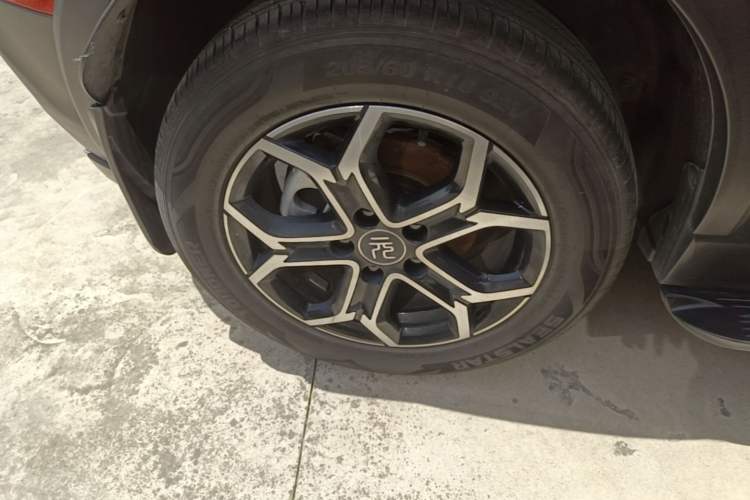 Used BYD Yuan Pro 2021 Lifetime Edition Right Rear Wheel Hub
