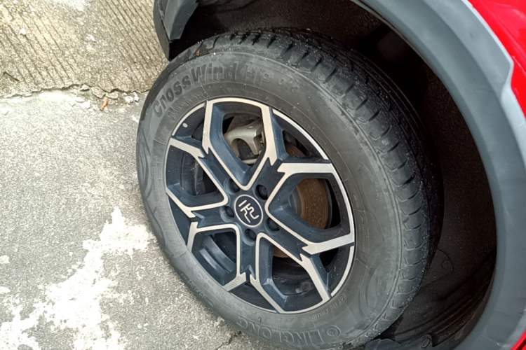Used BYD Yuan Pro 2021 401 km Deluxe Version Right Rear Wheel Hub