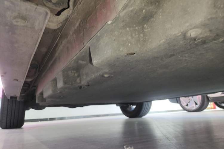 Used BYD Yuan Pro 2021 401 km Luxury Version Right Side Sill