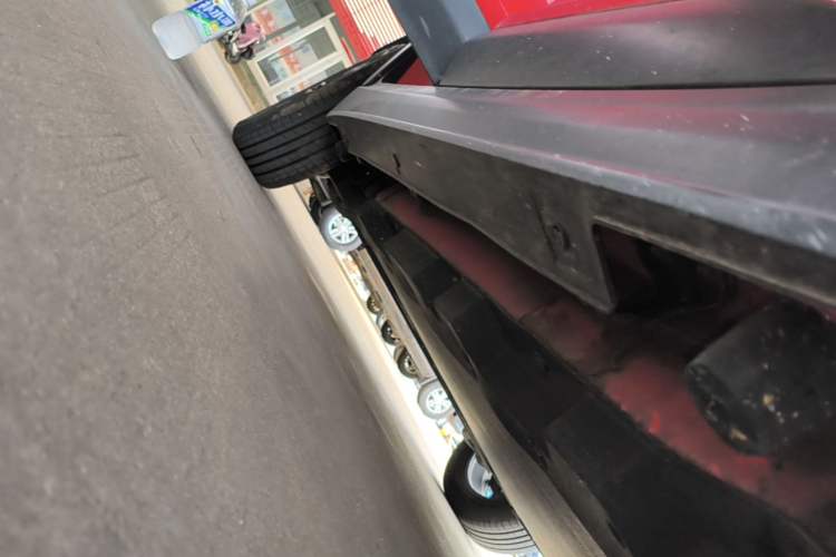Used BYD Yuan Pro 2021 401 km Deluxe Version Right Side Sill