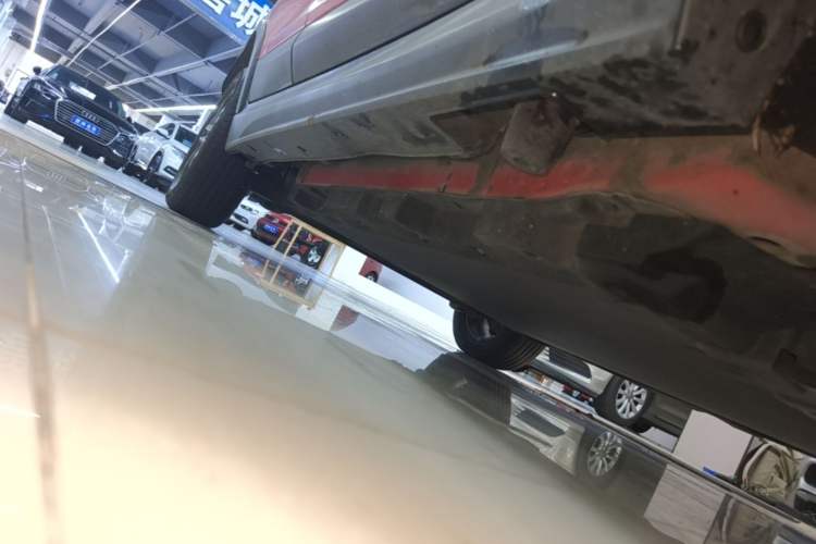Used BYD Yuan Pro 2021 401 km Deluxe Version Right Side Sill