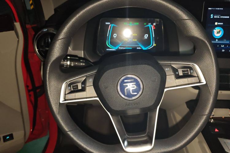 Used BYD Yuan Pro 2021 401 km Deluxe Version Steering Wheel