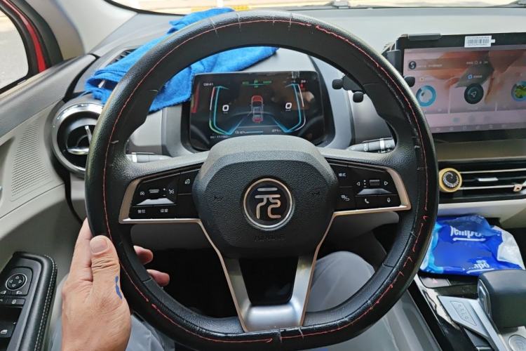 Used BYD Yuan Pro 2021 401 km Luxury Version Steering Wheel