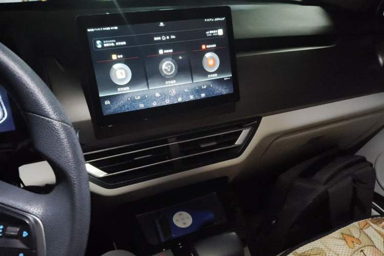 Used BYD Yuan Pro 2021 401 km Deluxe Version Audio And AC Panel