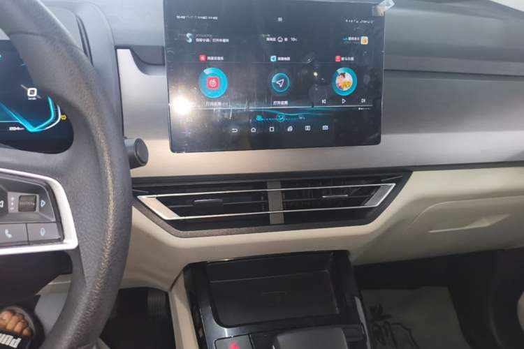 Used BYD Yuan Pro 2021 401 km Deluxe Version Audio And AC Panel
