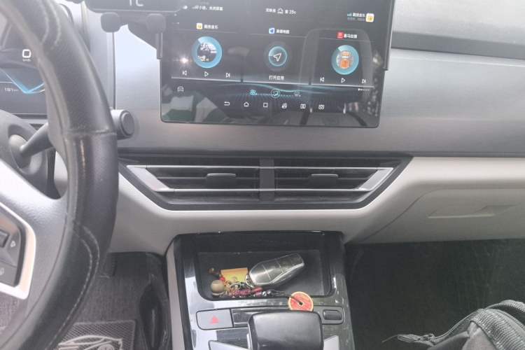 Used BYD Yuan Pro 2021 401 km Deluxe Version Audio And AC Panel