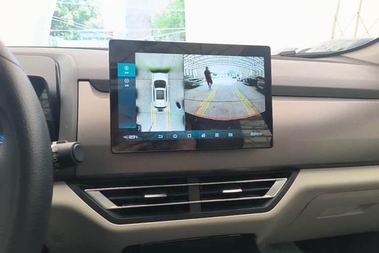 Used BYD Yuan Pro 2021 401 km Deluxe Version Audio And AC Panel