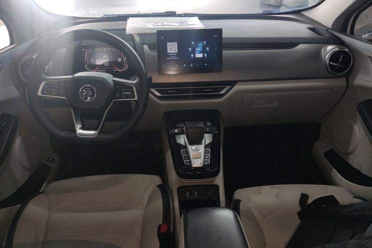 Used BYD Yuan Pro 2021 401 km Deluxe Version Center Console