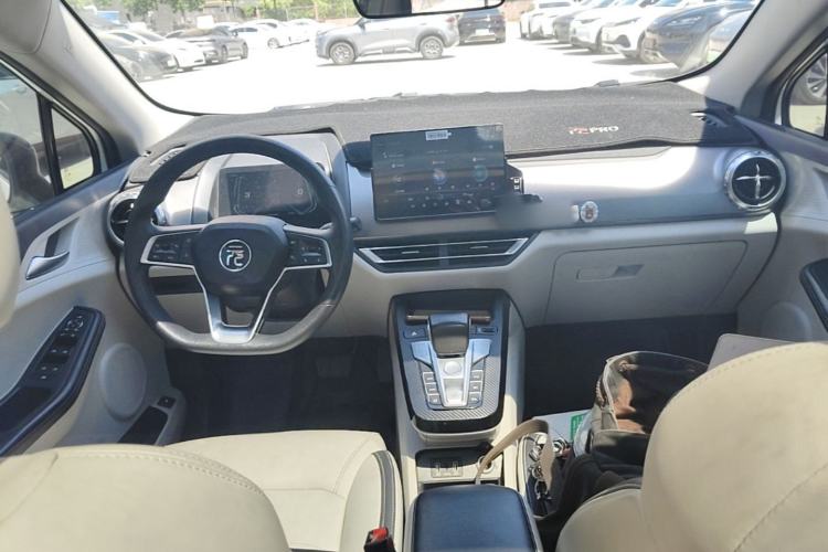 Used BYD Yuan Pro 2021 401 km Deluxe Version Center Console